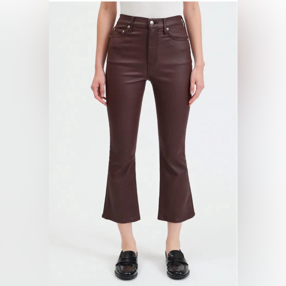 DAZE Shy High Waist Coated Kick Flare
Jeans size 32 NWT
